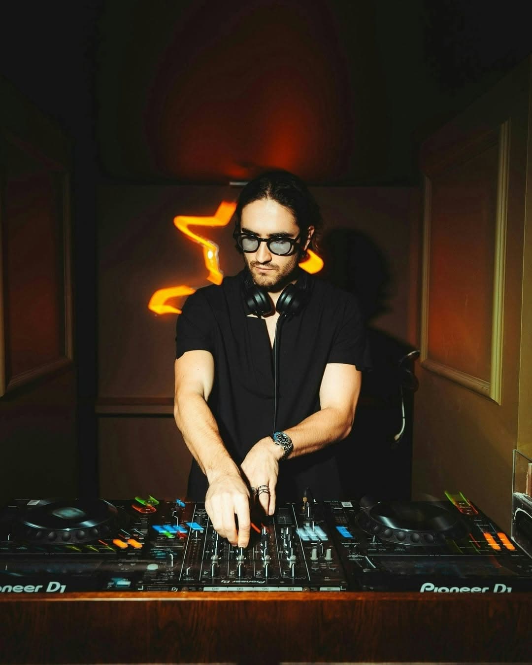 Clubhouse Dover St Events Guide